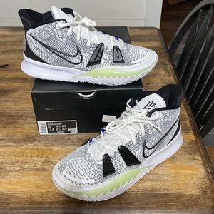 Kyrie 7 Hip Hop basketball shoes
